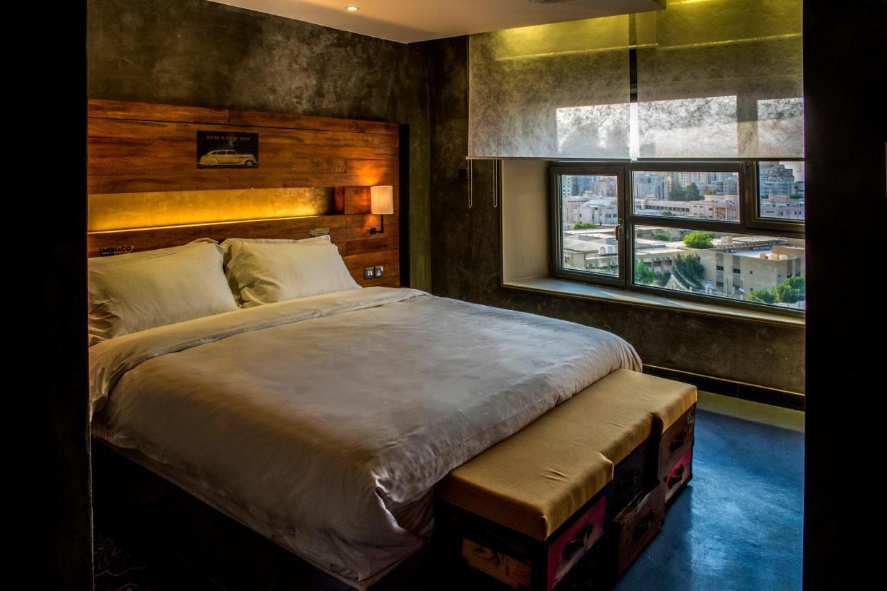 Flowery Holiday Suites Кувейт Экстерьер фото